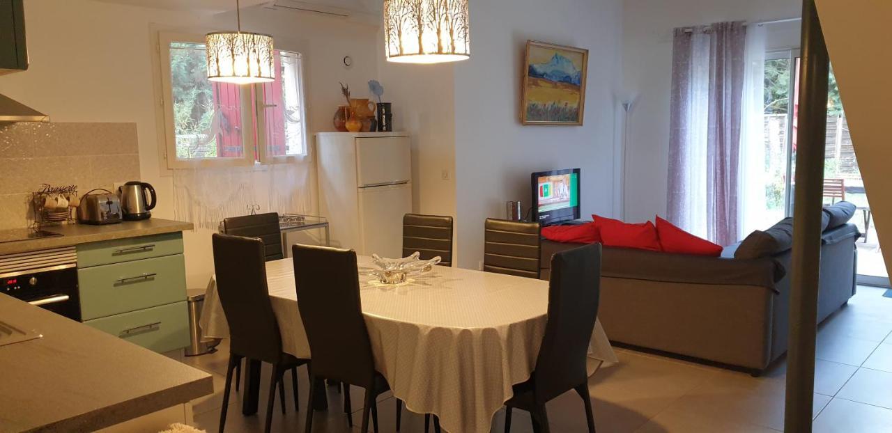 Villa Mylena Jouques Eksteriør billede