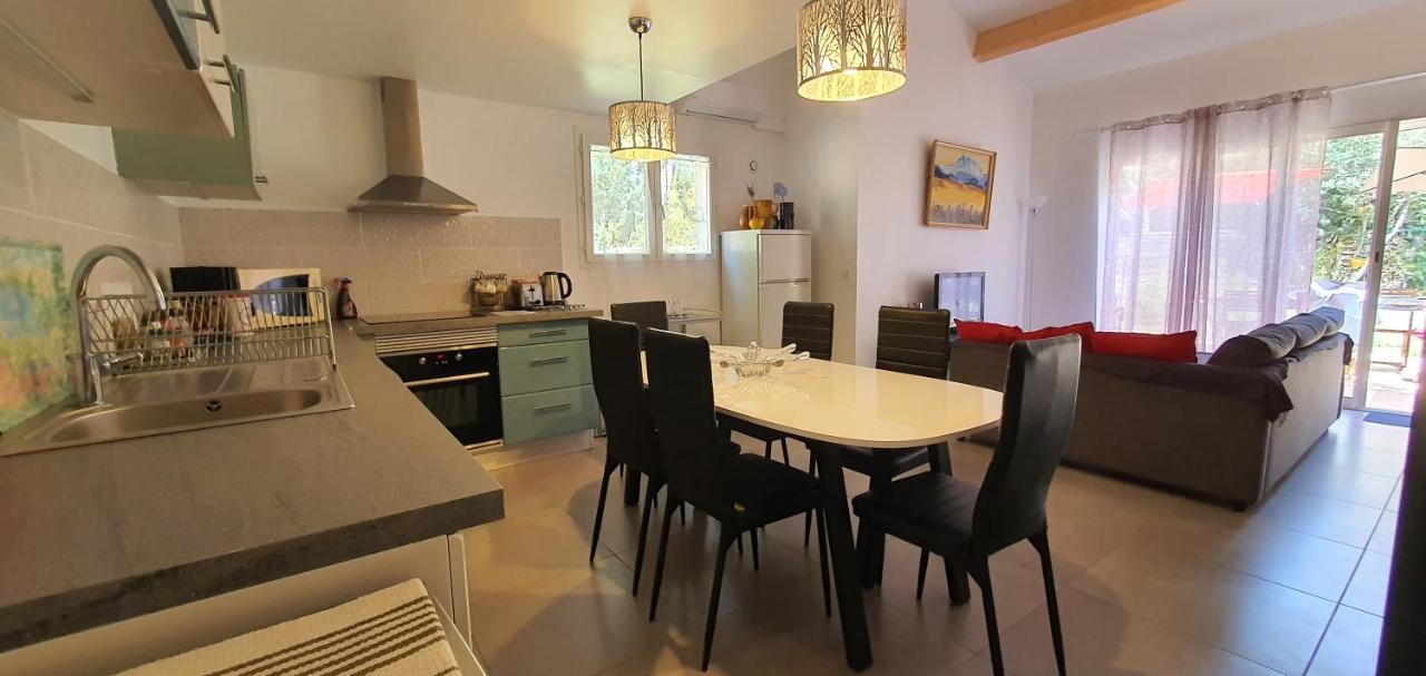 Villa Mylena Jouques Eksteriør billede